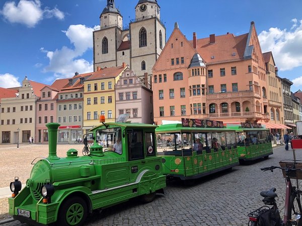Altstadtbahn am Markt von Lutherstadt Wittenberg