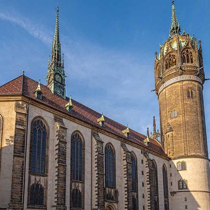 Schlosskirche Wittenberg bei Sonnenschein