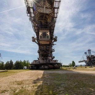 Schaufelradbagger von unten