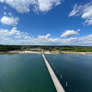 Luftbild vom Strandbad am Goitzschesee