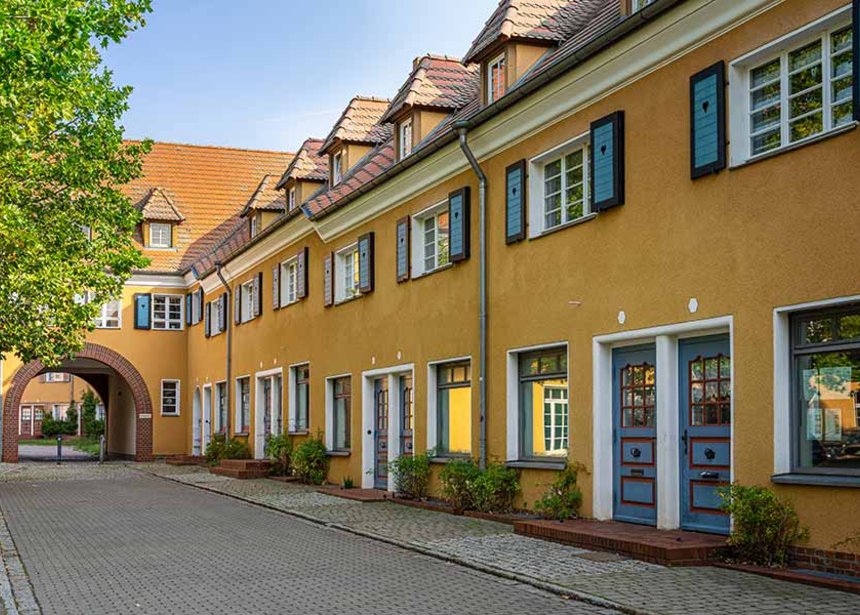 Werkssiedlung Piesteritz mit Torbogen