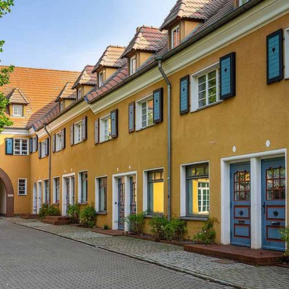 Werkssiedlung Piesteritz mit Torbogen