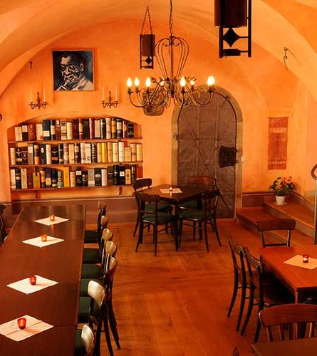 Innenraum der Hofwirtschaft im Cranachhof