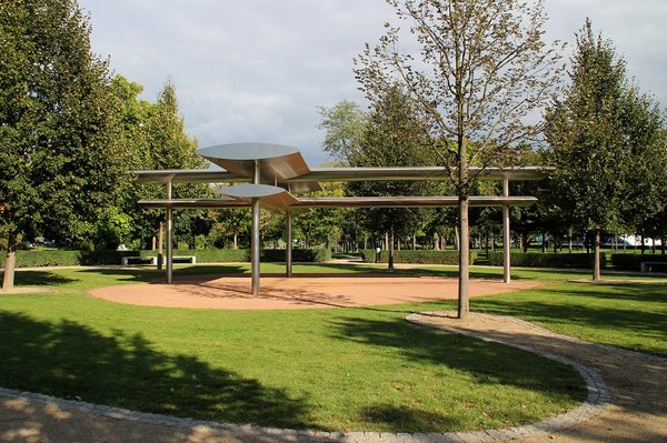 "Himmelskreuz" im Luthergarten in Wittenberg