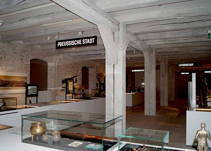Ausstellung im Wandel der Zeit